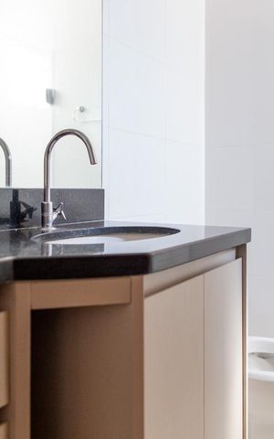 Apartamento para alugar com 97m², 3 quartos e 2 vagasVaranda - Suíte