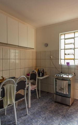 Casa à venda com 400m², 2 quartos e 5 vagasCozinha
