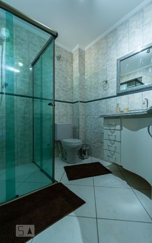 Casa à venda com 236m², 2 quartos e 2 vagasBANHEIRO SUITE 2