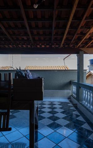 Casa à venda com 236m², 2 quartos e 2 vagasCHURRASQUEIRA