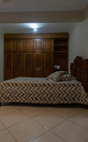 Casa à venda com 236m², 2 quartos e 2 vagasSUITE 2