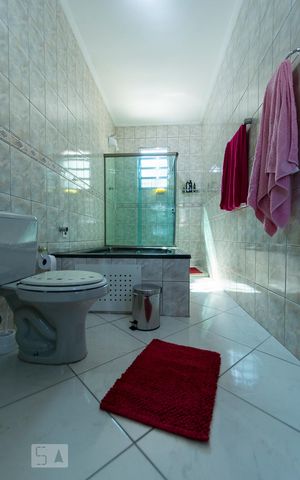 Casa à venda com 236m², 2 quartos e 2 vagasBANHEIRO SUITE 1