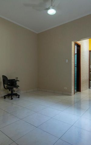 Casa à venda com 236m², 2 quartos e 2 vagasCLOSET