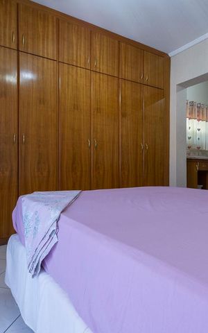 Casa à venda com 236m², 2 quartos e 2 vagasSUITE 1