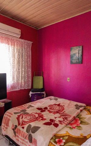 Casa à venda com 505m², 4 quartos e 5 vagas Casa à venda com 505m², 4 quartos e 5 vagasQuarto 1