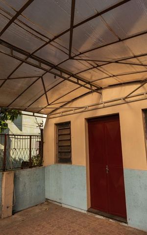 Casa à venda com 505m², 4 quartos e 5 vagas Casa à venda com 505m², 4 quartos e 5 vagasGalpão