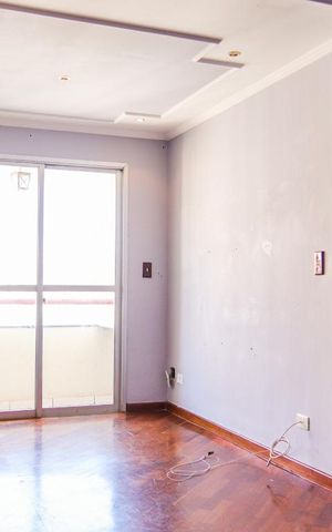 Apartamento à venda com 55m², 2 quartos e 1 vaga Apartamento à venda com 55m², 2 quartos e 1 vagaSala