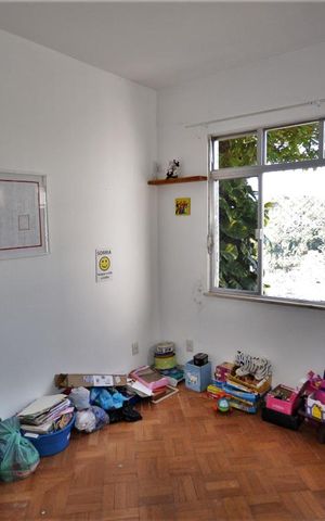 Casa à venda com 276m², 5 quartos e 2 vagasQuarto 5