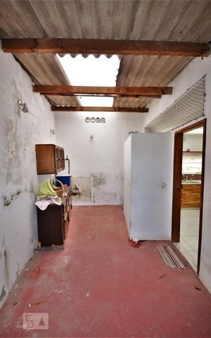 Casa à venda com 276m², 5 quartos e 2 vagasÁrea de Serviço