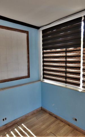 Casa à venda com 276m², 5 quartos e 2 vagasEscritório