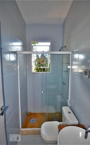 Casa à venda com 276m², 5 quartos e 2 vagasBanheiro 3