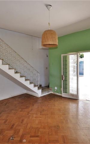 Casa à venda com 276m², 5 quartos e 2 vagasSala 1