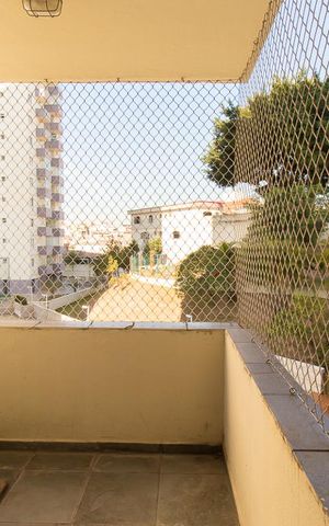 Apartamento para alugar com 65m², 2 quartos e 1 vagaVaranda