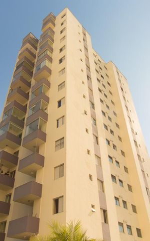 Apartamento para alugar com 65m², 2 quartos e 1 vagaFachada