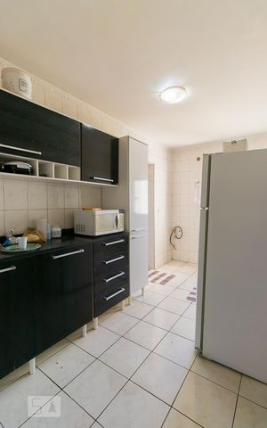 Apartamento para alugar com 65m², 2 quartos e 1 vagaCozinha 