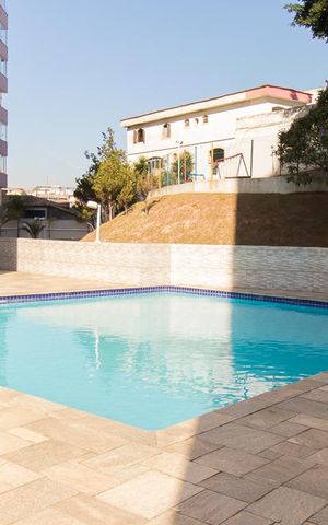 Apartamento para alugar com 65m², 2 quartos e 1 vagaÁrea comum - Piscina