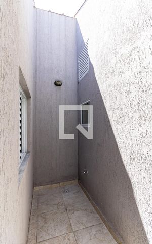 Casa à venda com 128m², 3 quartos e 2 vagas Casa à venda com 128m², 3 quartos e 2 vagasJardim de Inverno