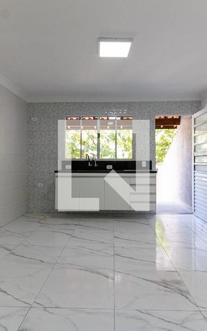 Casa à venda com 128m², 3 quartos e 2 vagas Casa à venda com 128m², 3 quartos e 2 vagasCozinha