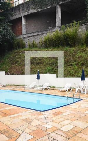 Apartamento à venda com 140m², 4 quartos e 2 vagas Apartamento à venda com 140m², 4 quartos e 2 vagasPiscina 2
