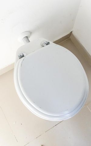 Casa para alugar com 256m², 3 quartos e 6 vagasBanheiro de Serviço