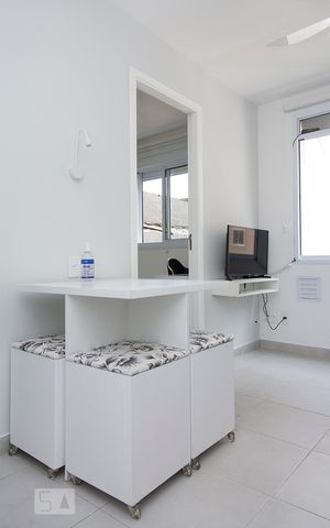 Apartamento para alugar com 36m², 2 quartos e sem vaga Apartamento para alugar com 36m², 2 quartos e sem vagaDetalhe Sala