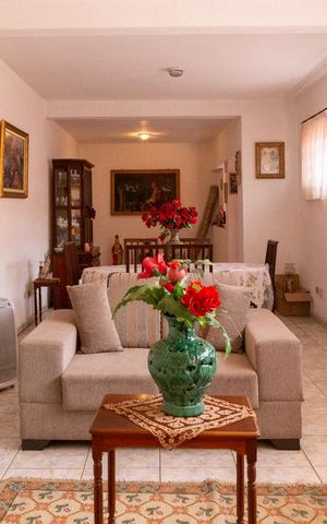 Casa à venda com 300m², 3 quartos e 1 vaga Casa à venda com 300m², 3 quartos e 1 vagaSala 2