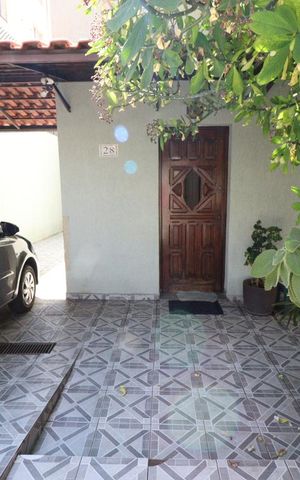 Casa à venda com 270m², 6 quartos e 3 vagasFachada