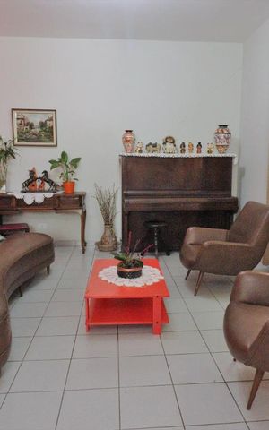 Casa à venda com 270m², 6 quartos e 3 vagasSala 1