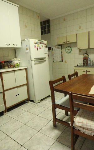 Casa à venda com 270m², 6 quartos e 3 vagasCozinha