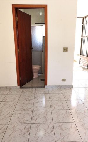 Casa à venda com 270m², 6 quartos e 3 vagasQuarto 6