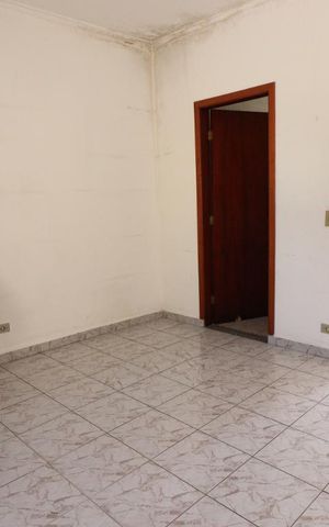 Casa à venda com 270m², 6 quartos e 3 vagasQuarto 6