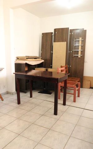 Casa à venda com 270m², 6 quartos e 3 vagasQuarto 5