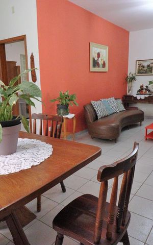 Casa à venda com 270m², 6 quartos e 3 vagasSala 1