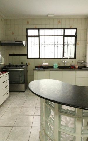 Casa à venda com 270m², 6 quartos e 3 vagasCozinha