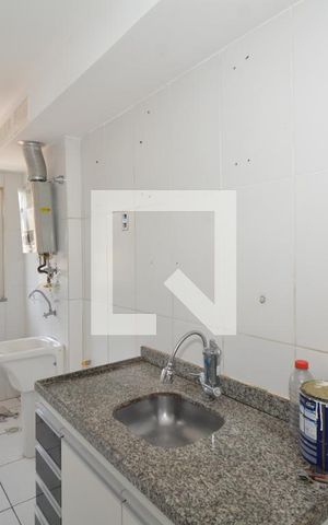 Apartamento à venda com 52m², 2 quartos e 1 vagaCozinha e Área de Serviço