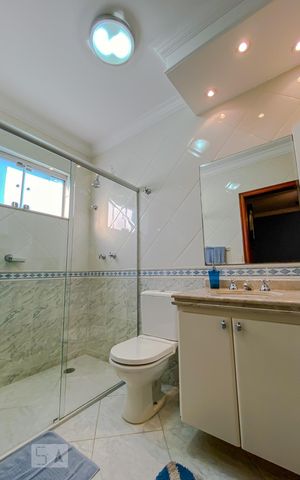 Casa à venda com 610m², 3 quartos e 5 vagasBanheiro da Suíte 3