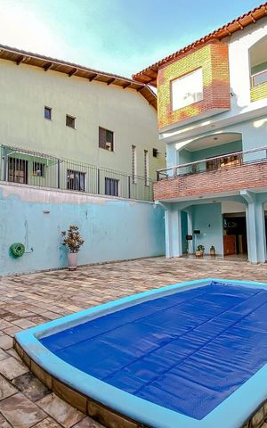 Casa à venda com 610m², 3 quartos e 5 vagasÁrea comum - Piscina