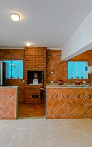 Casa à venda com 610m², 3 quartos e 5 vagasÁrea comum - Churrasqueira