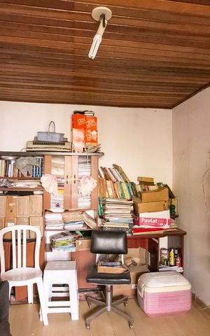 Casa à venda com 360m², 4 quartos e 1 vagaQuarto dos fundos