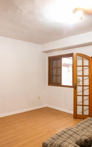 Casa à venda com 360m², 4 quartos e 1 vagaQuarto