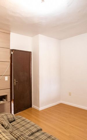 Casa à venda com 360m², 4 quartos e 1 vagaQuarto
