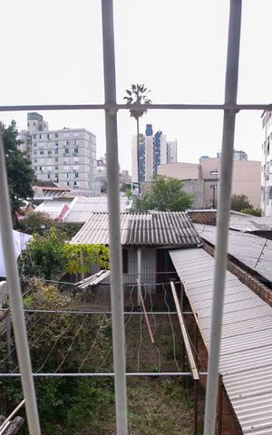 Casa à venda com 360m², 4 quartos e 1 vagaVista