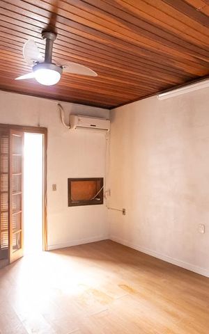 Casa à venda com 360m², 4 quartos e 1 vagaSuíte