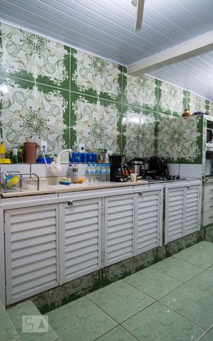 Casa à venda com 340m², 3 quartos e 2 vagasCozinha