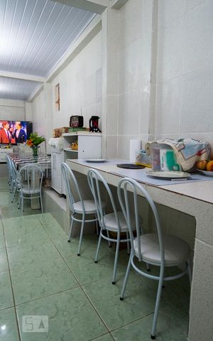 Casa à venda com 340m², 3 quartos e 2 vagasCozinha