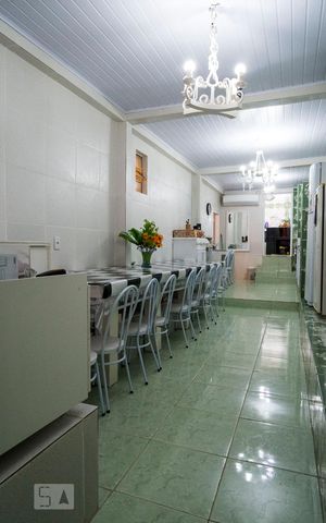 Casa à venda com 340m², 3 quartos e 2 vagasCozinha