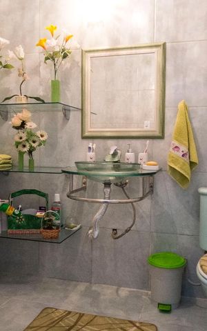 Casa à venda com 340m², 3 quartos e 2 vagasBanheiro Social