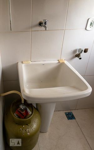 Apartamento para alugar com 86m², 3 quartos e sem vaga Apartamento para alugar com 86m², 3 quartos e sem vagaÁrea de serviço