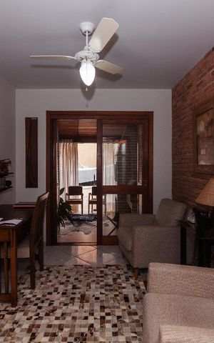 Casa de condomínio à venda com 183m², 3 quartos e 2 vagas Casa de condomínio à venda com 183m², 3 quartos e 2 vagasSala