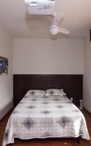 Casa de condomínio à venda com 183m², 3 quartos e 2 vagas Casa de condomínio à venda com 183m², 3 quartos e 2 vagasQuarto